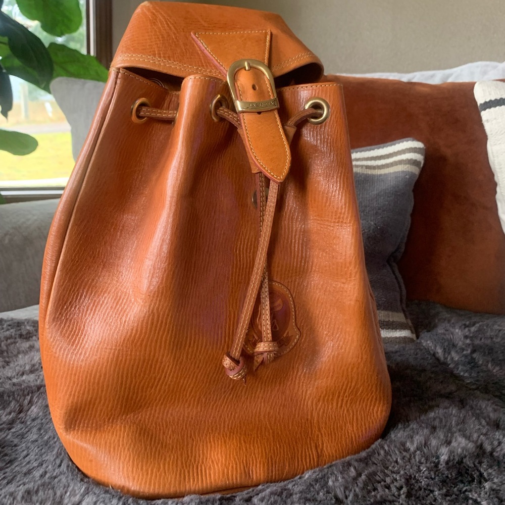 LA ESPUELA leather back pack